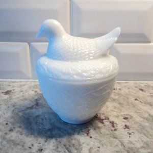 vintage milk glass hen